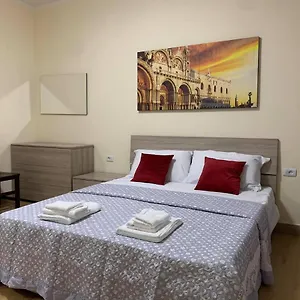 Couette-café Chowdhury House Mestre